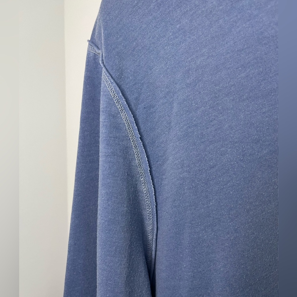 Guess Jeans Long Sleeve Fine Cotton Blend Graphic Top - Picture 7 of 10